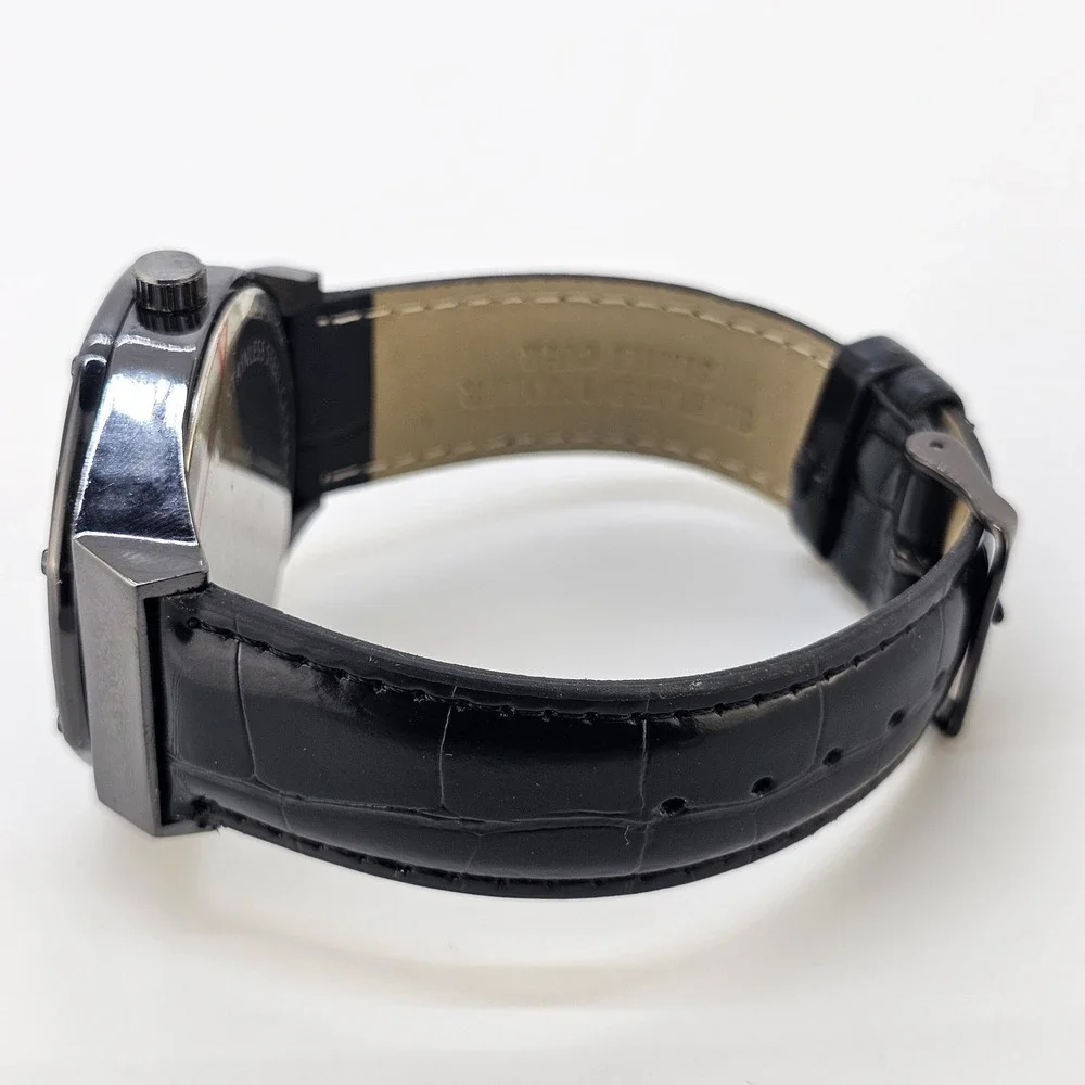 Men's Analog Watch 44MM Black Dial Case Black Faux Leather Bands New Battery